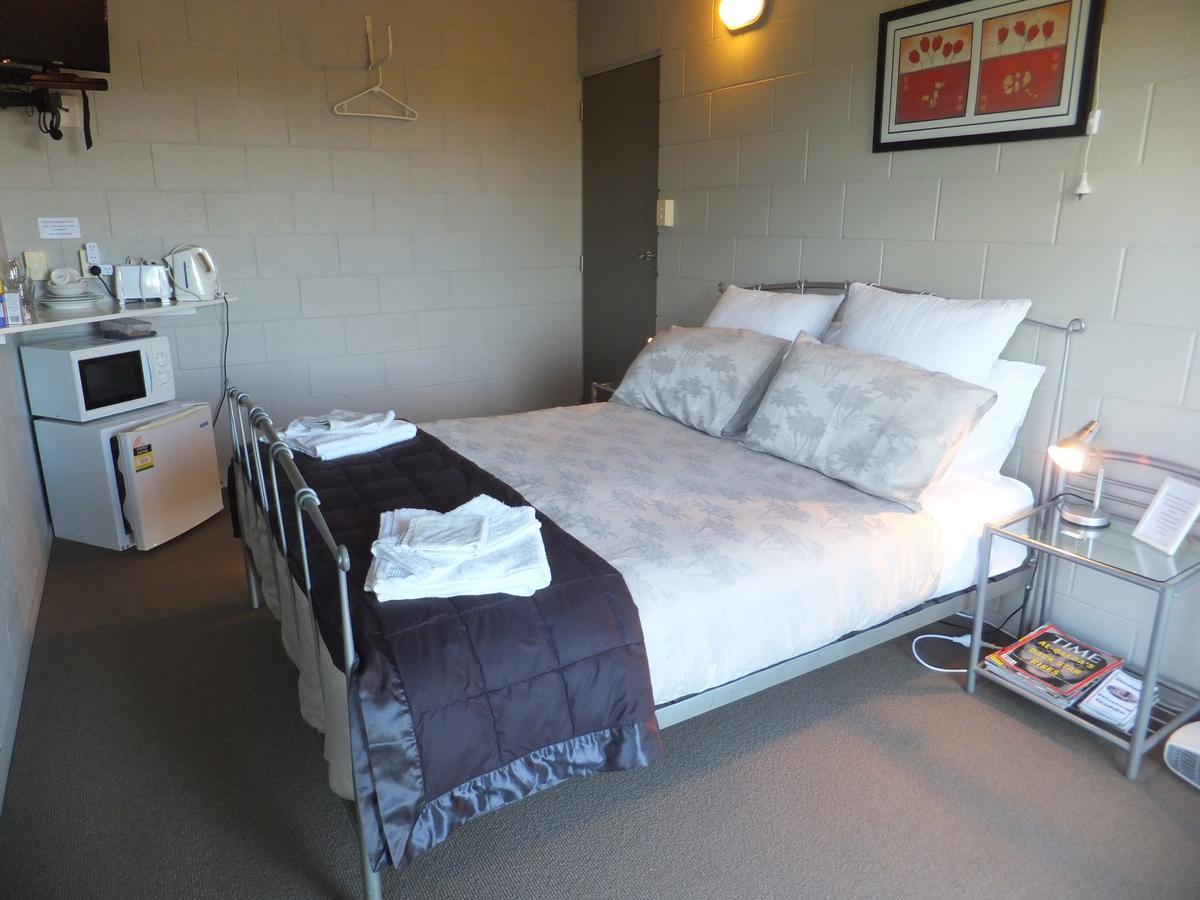 怀托摩高尔夫住宿加早餐酒店 奥托罗杭阿 外观 照片